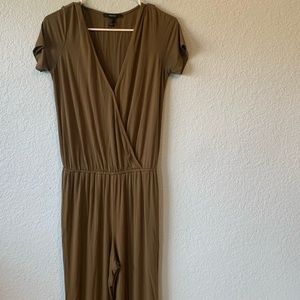 olive jumpsuit forever21